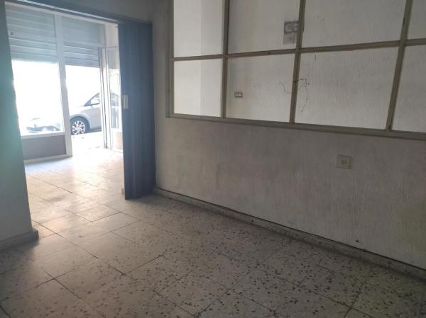 Local en calle de los Doscientos