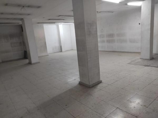 Local en calle de los Doscientos