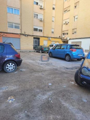 Local en calle Zarandieta