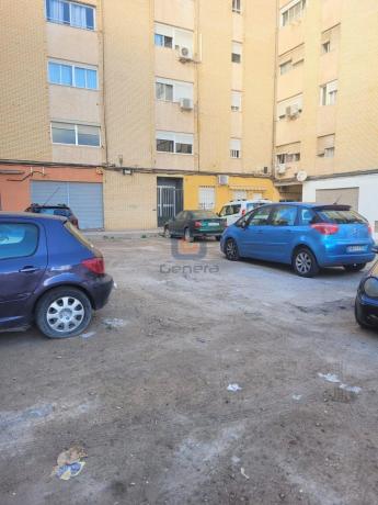 Local en calle Zarandieta