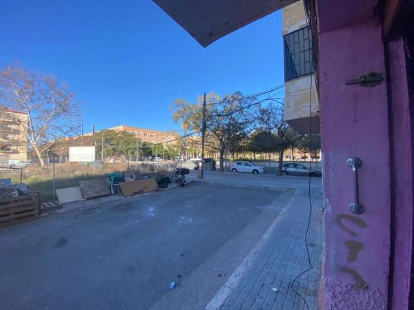 Local en calle Balones