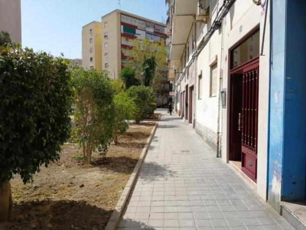 Local o nave en calle d'Enrique Monsonís Domingo