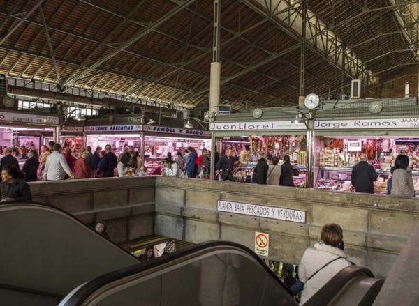 Carnicería en avenida Alfonso El Sabio, 10