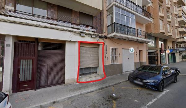 Local en plaza Doctor Gómez Ulla, 1