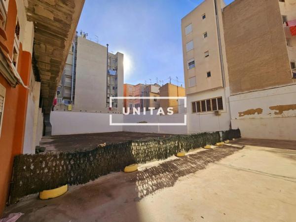 Local en Barrio Plà del Bon Repòs-La Goteta