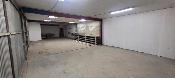 Nave en calle Rosa de los Vientos