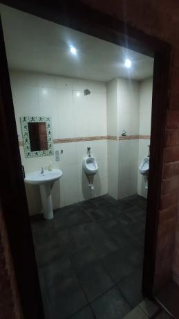 Local en calle Radiofonista Raul Alvarez Anton, 2