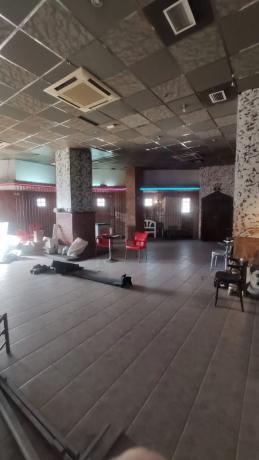 Local en calle Radiofonista Raul Alvarez Anton, 2