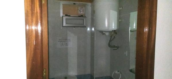 Local en calle Alberola