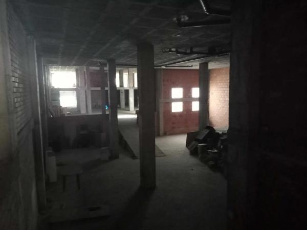 Local en avenida Conde de Lumiares