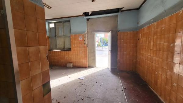 Local en calle Santa Pola