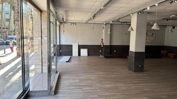 Local en calle Pardo Gimeno