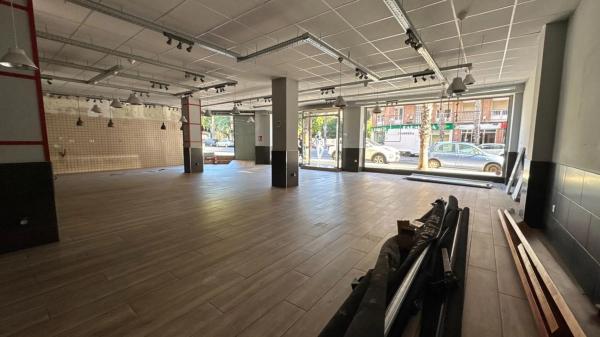 Local en calle Pardo Gimeno