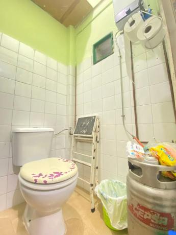 Local en calle Pintor Pedro Camacho