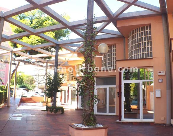 Local en avenida de Cataluña