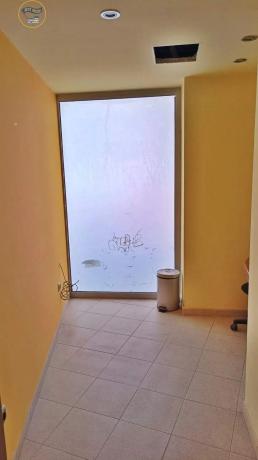 Local en calle Jaime Segarra