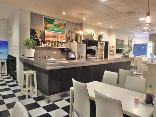 Local en Barrio Casco Histórico-Santa Cruz