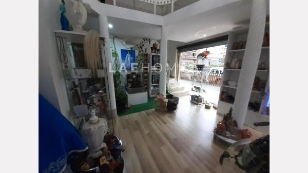 Local en Barrio Altozano