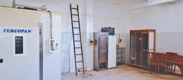 Local en Barrio Altozano