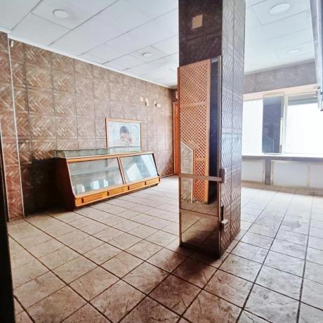 Local en Barrio Altozano