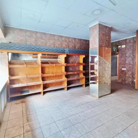 Local en Barrio Altozano