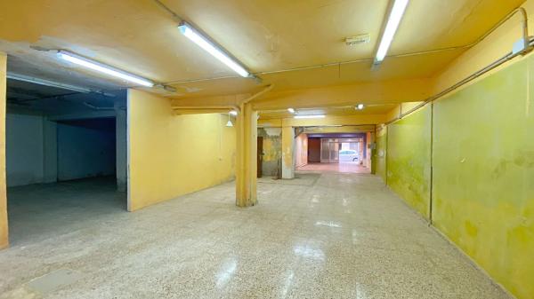 Local en calle Jaén