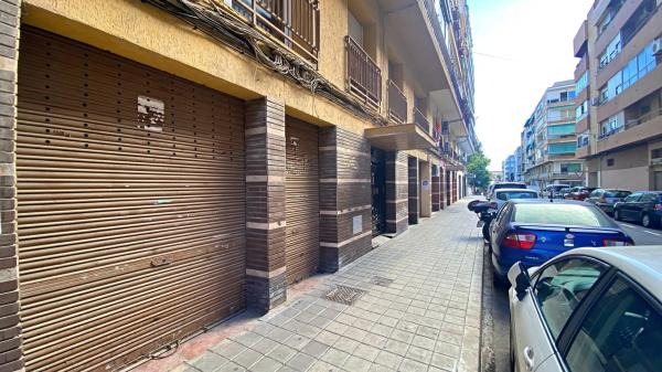 Local en calle Jaén