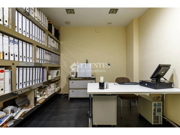 Local en calle General Espartero