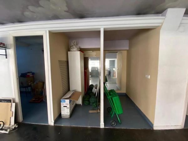 Local en calle Arquitecto Morell