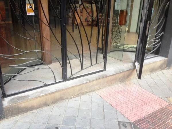 Local en calle Arquitecto Morell