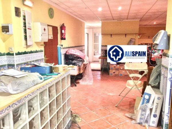 Local en Barrio Carolinas Bajas