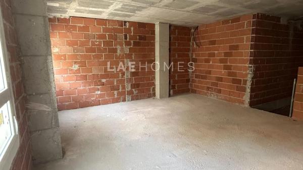 Local en avenida Alcoi