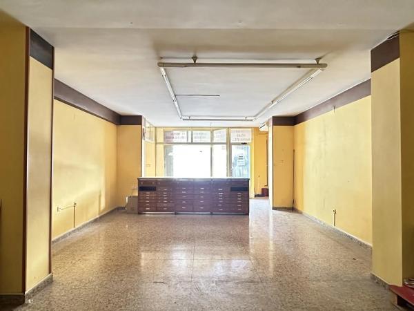 Local en calle del Regidor Lorenzo Llaneras