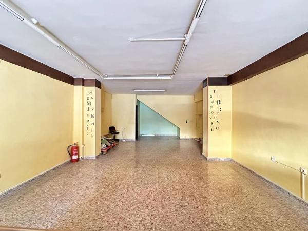 Local en calle del Regidor Lorenzo Llaneras