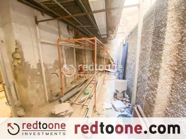 Local en Barrio Campoamor