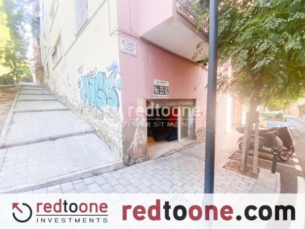 Local en Barrio Campoamor