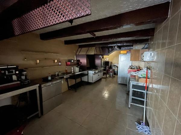 Local en Barrio La Albufereta