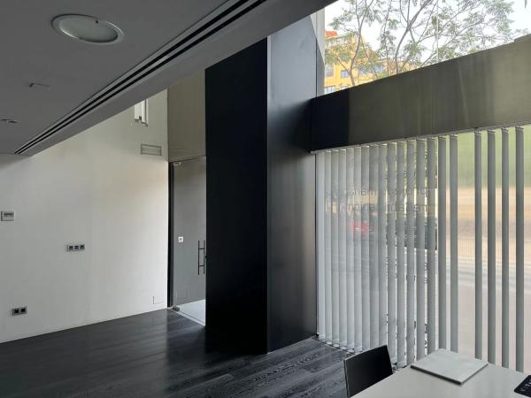 Local en calle José García Sellés, 1