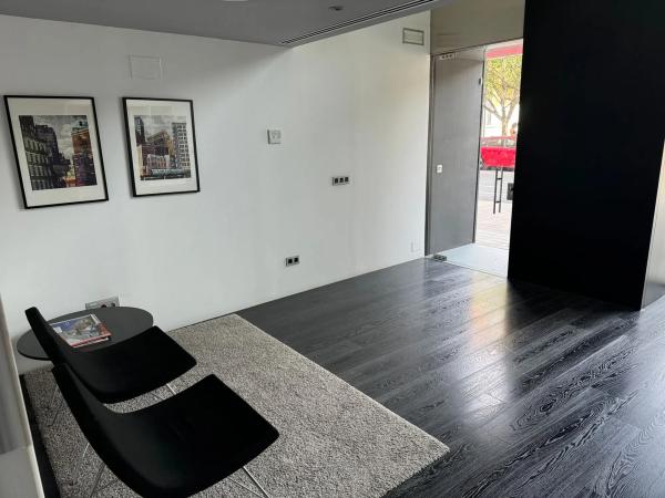 Local en calle José García Sellés, 1