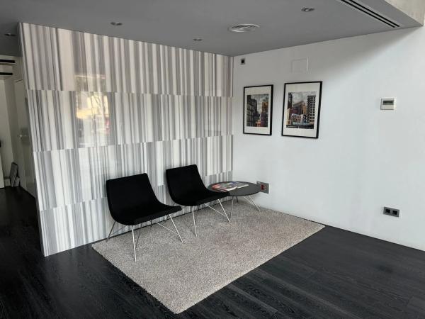 Local en calle José García Sellés, 1