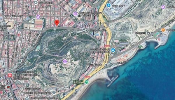 Local en Barrio Carolinas Bajas