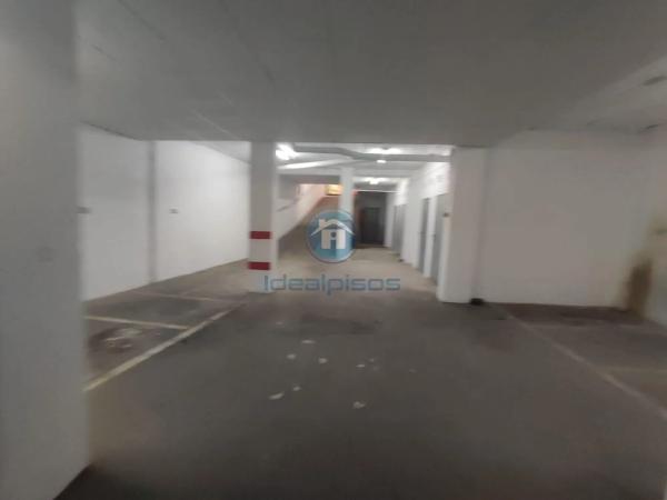 Local en calle Pinoso