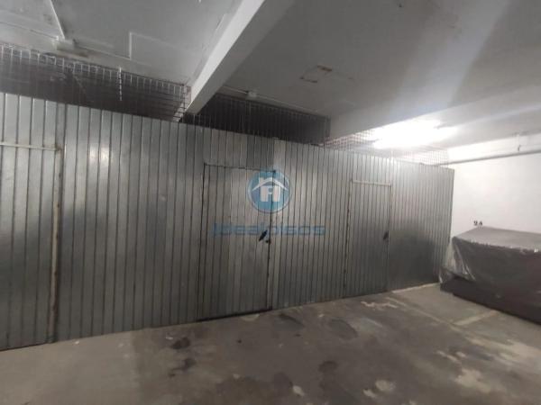 Local en calle Pinoso