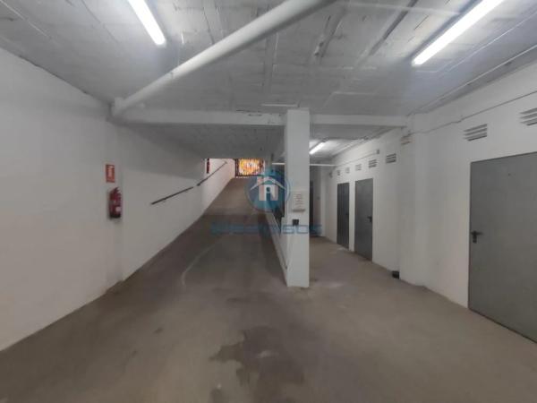 Local en calle Pinoso