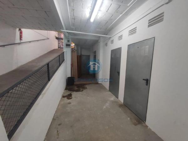 Local en calle Pinoso