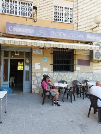 Local en calle Diputado Joaquín Fuster, 5