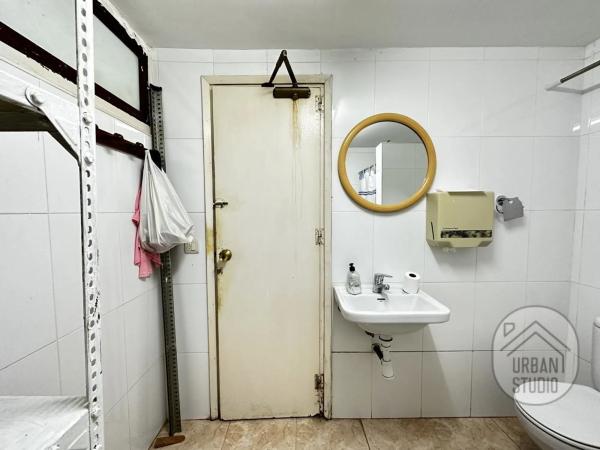 Local en Barrio Ensanche-Diputación