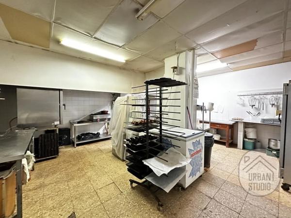 Local en Barrio Ensanche-Diputación