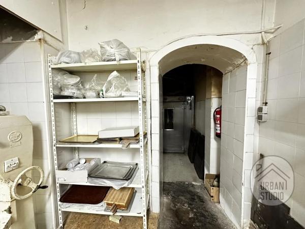 Local en Barrio Ensanche-Diputación