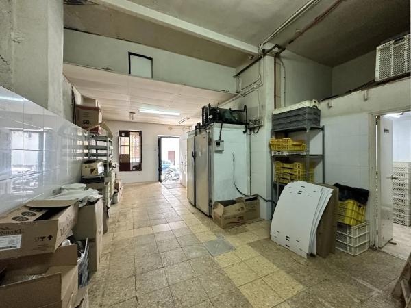 Local en Barrio Ensanche-Diputación